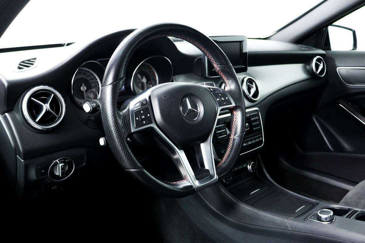 Mercedes-Benz GLA 2015 года с пробегом. Фото: #12
