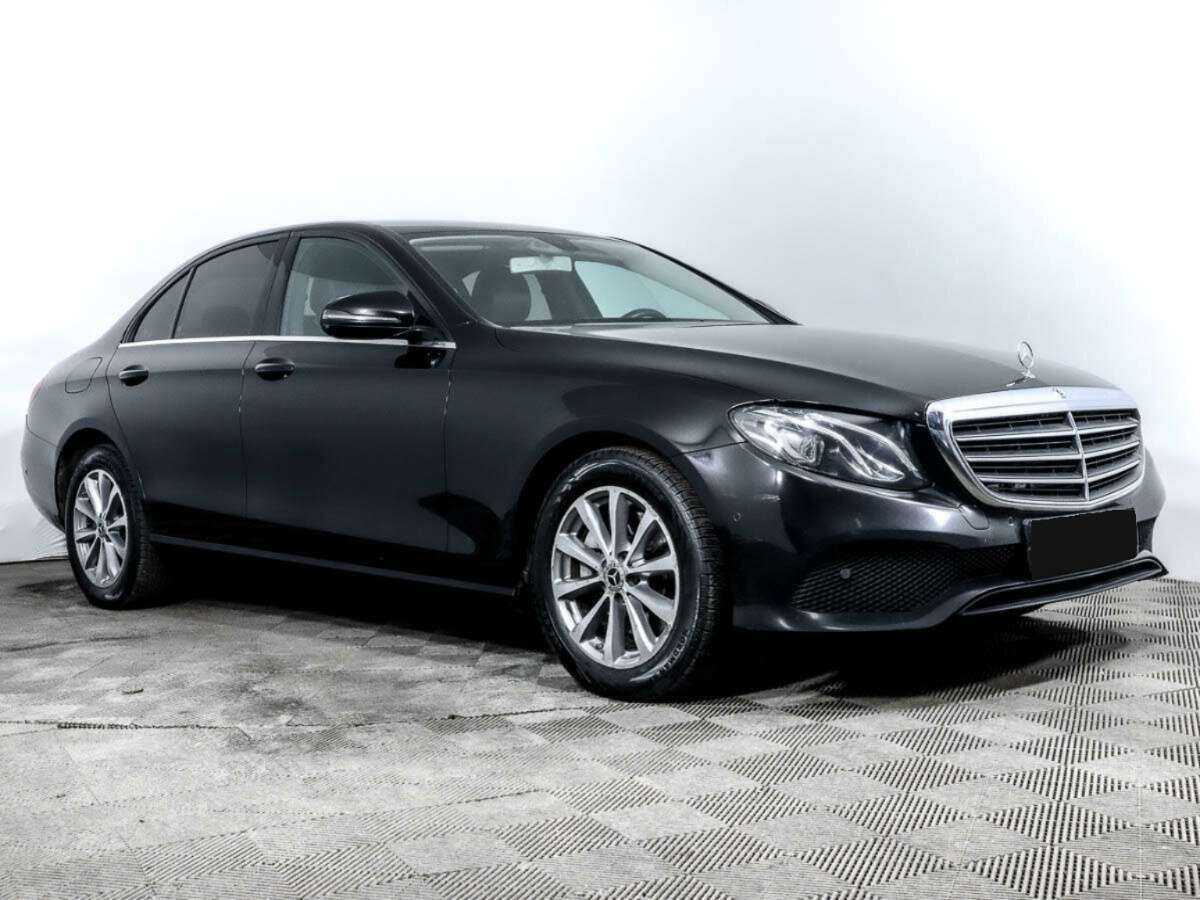 Mercedes-Benz E-Класс 2019 года с пробегом. Фото: #2