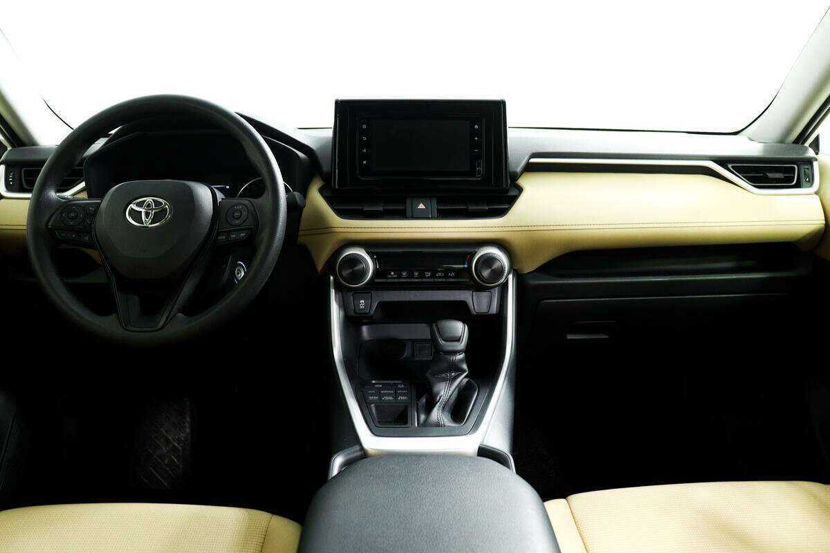 Toyota RAV4 2022 года с пробегом. Фото: #10