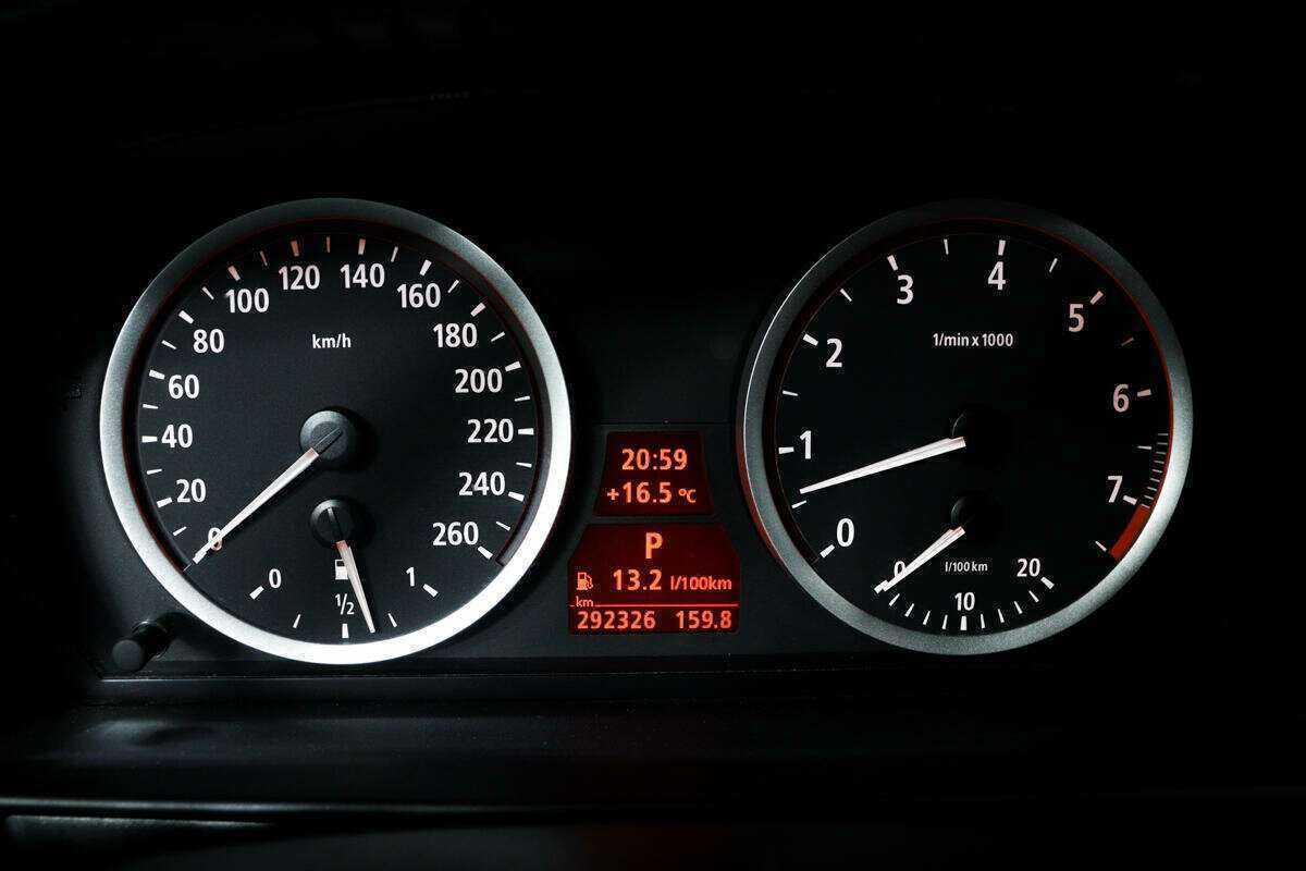 BMW 5 серии 2006 года с пробегом. Фото: #9