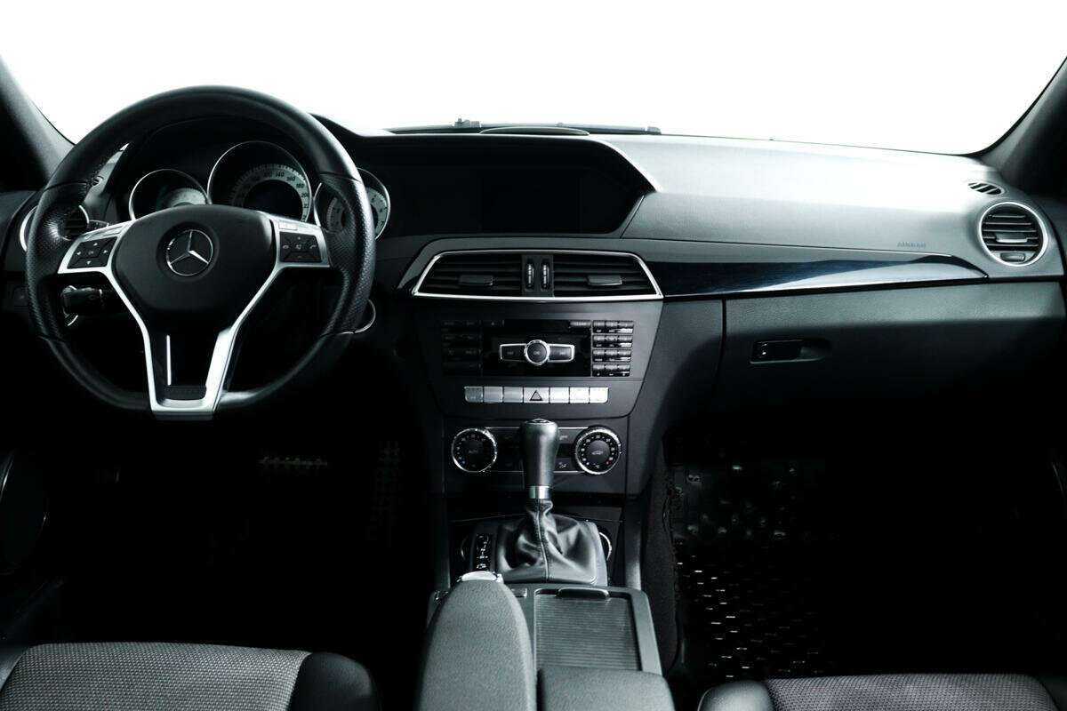 Mercedes-Benz C-Класс 2011 года с пробегом. Фото: #8