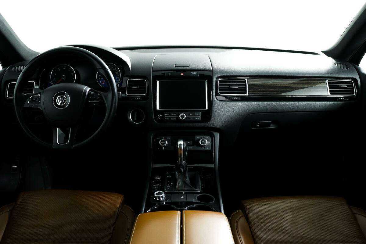 Volkswagen Touareg 2013 года с пробегом. Фото: #10
