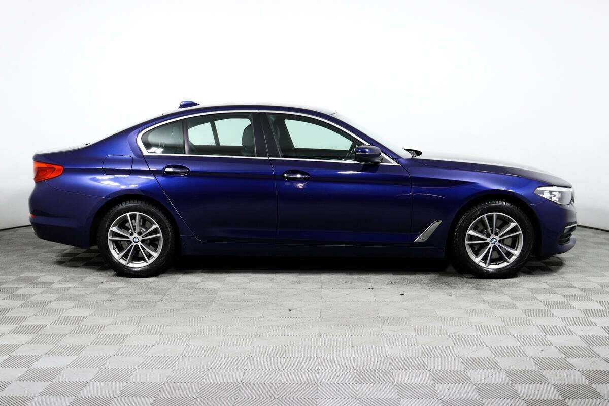 BMW 5 серии 2017 года с пробегом. Фото: #3