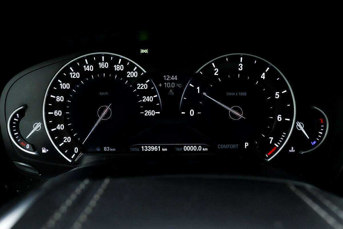 BMW 5 серии 2017 года с пробегом. Фото: #8