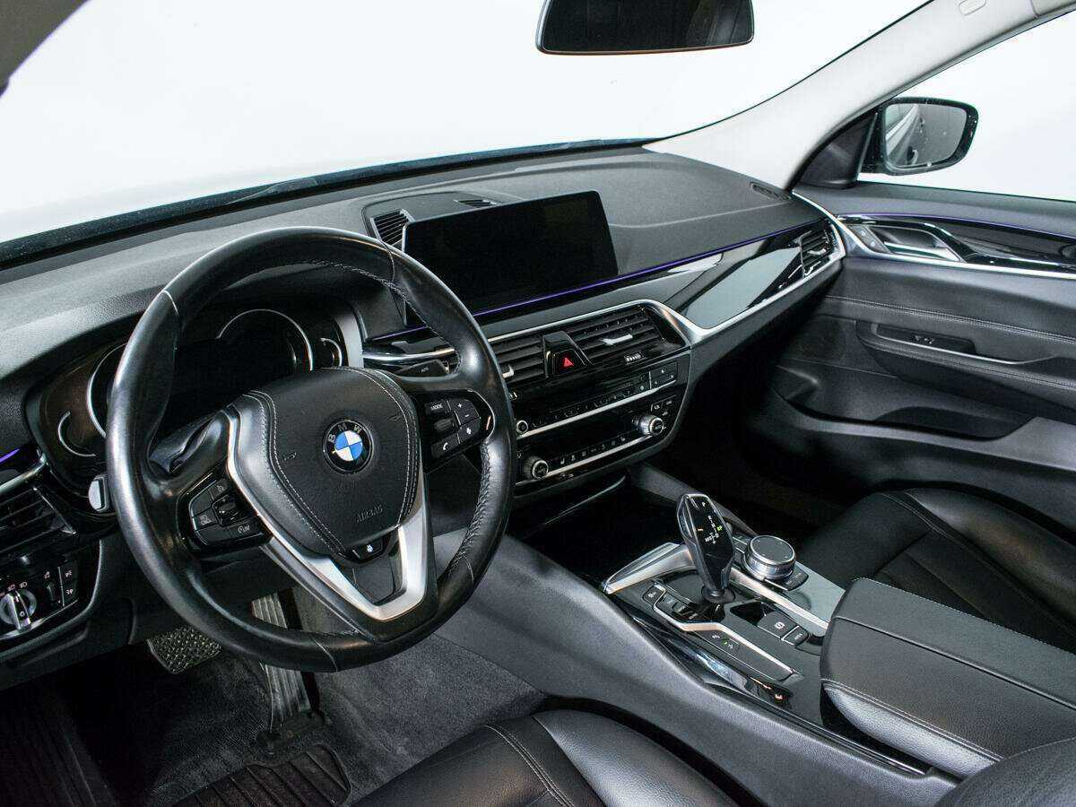 BMW 6 серии 2018 года с пробегом. Фото: #11