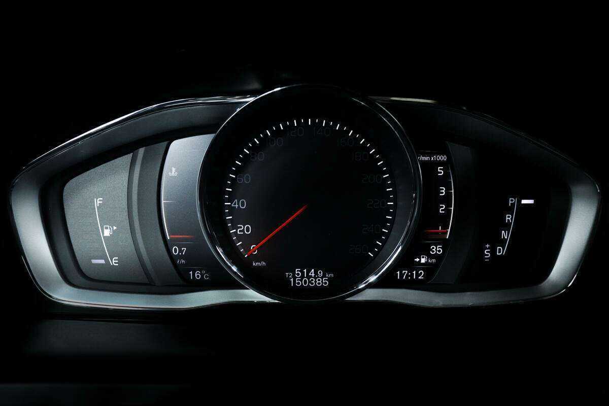 Volvo V60 Cross Country 2018 года с пробегом. Фото: #7