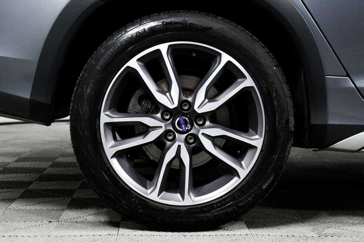 Volvo V60 Cross Country 2018 года с пробегом. Фото: #11