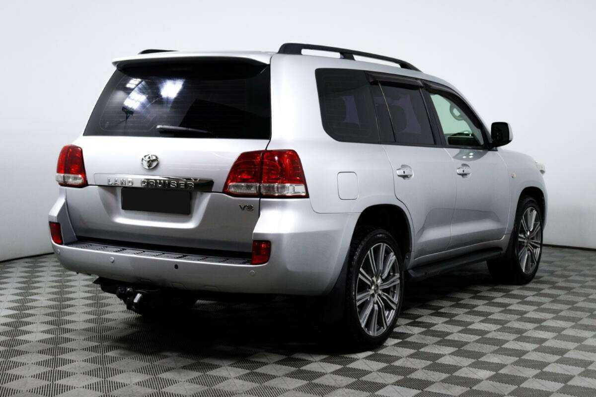 Toyota Land Cruiser 2010 года с пробегом. Фото: #3
