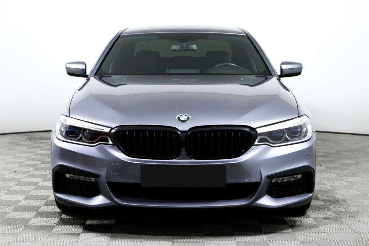 BMW 5 серии 2017 года с пробегом. Фото: #1
