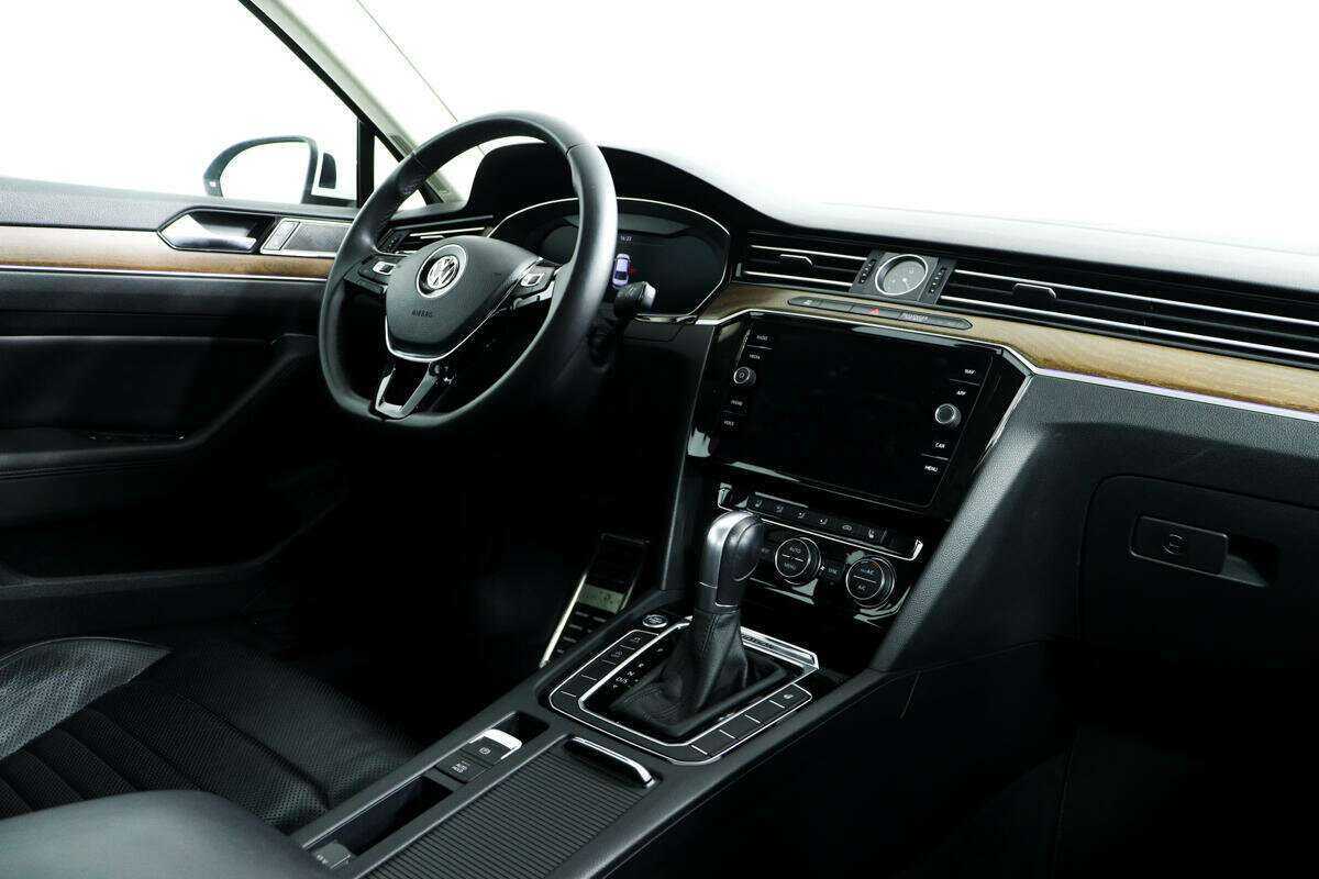 Volkswagen Passat 2018 года с пробегом. Фото: #7