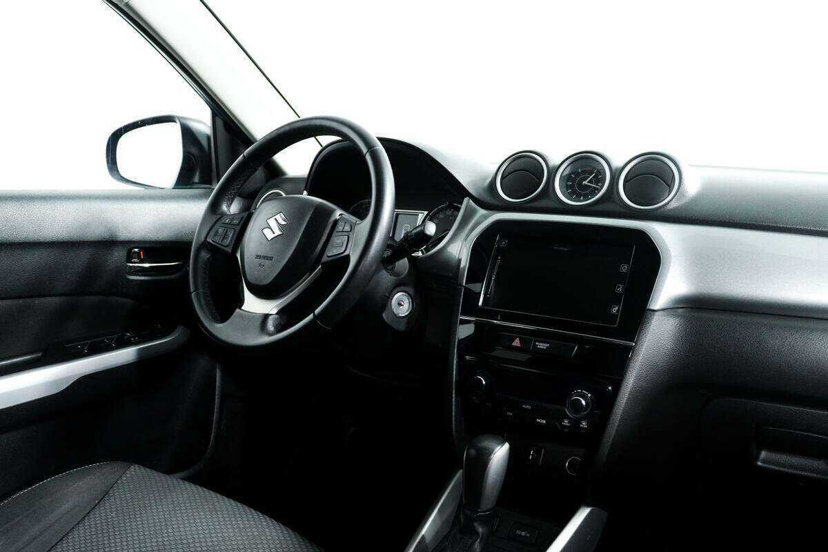 Б/У Сузуки Витара 2018 года. Фото: #8