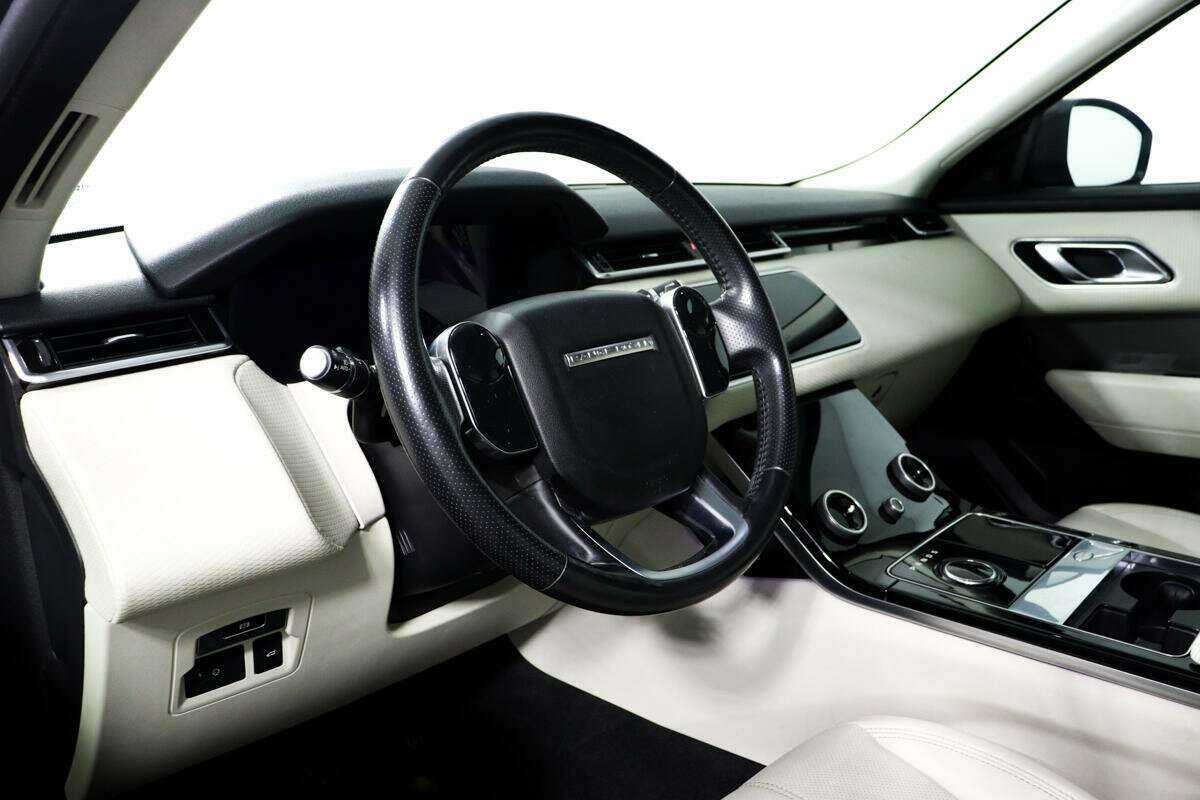 Land Rover Range Rover Velar 2017 года с пробегом. Фото: #11