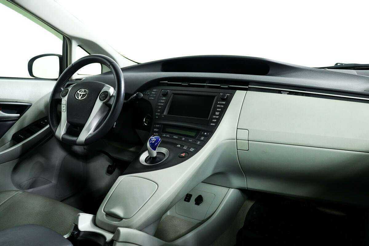 Toyota Prius 2009 года с пробегом. Фото: #8