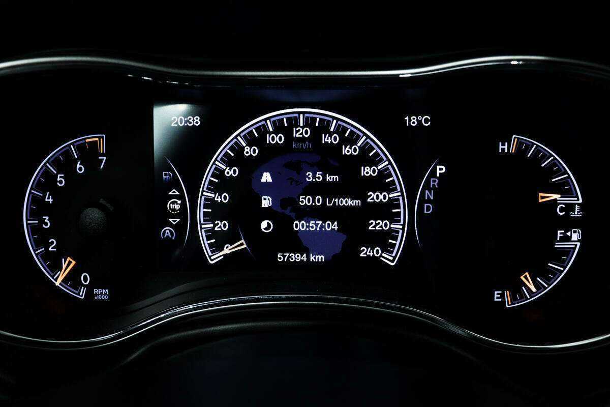 Jeep Grand Cherokee 2018 года с пробегом. Фото: #9