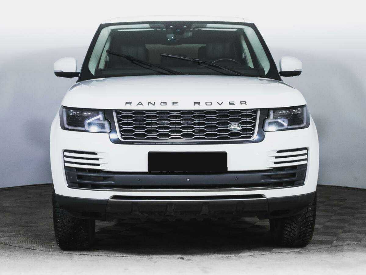 Land Rover Range Rover 2018 года с пробегом. Фото: #1