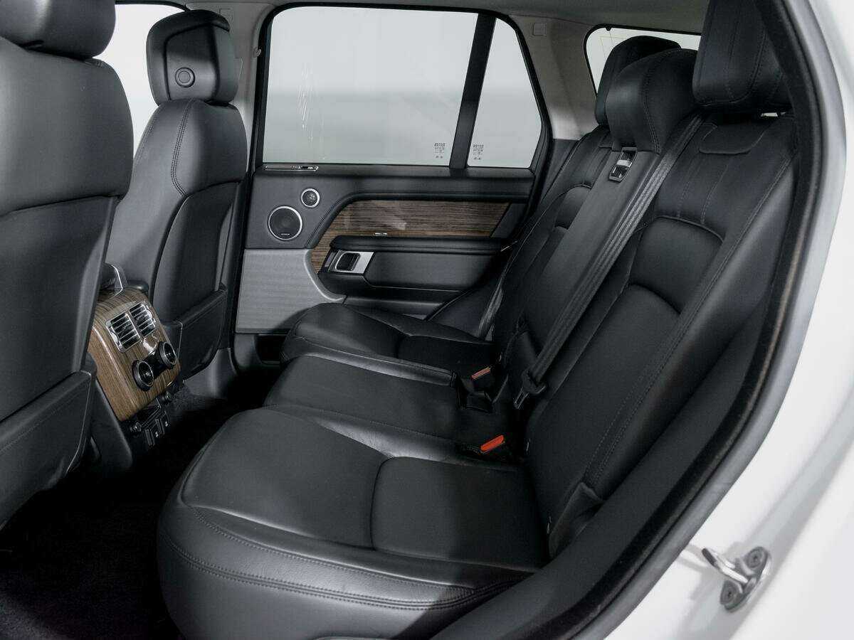 Land Rover Range Rover 2018 года с пробегом. Фото: #7