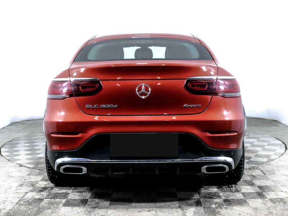 Mercedes-Benz GLC Coupe 2021 года с пробегом. Фото: #4