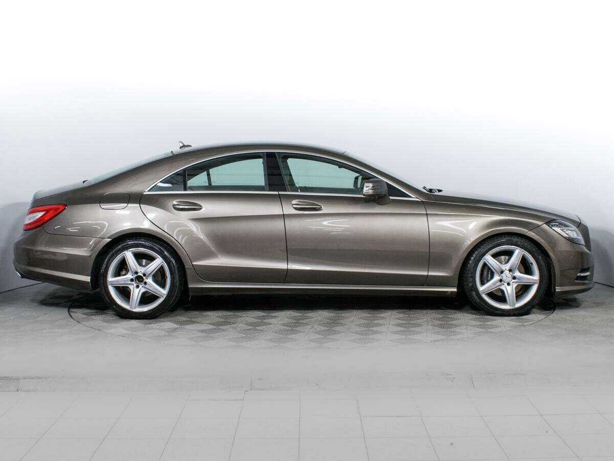 Mercedes-Benz CLS 2014 года с пробегом. Фото: #2