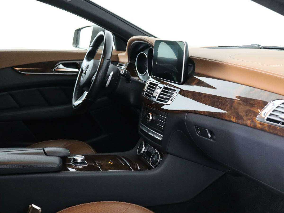 Mercedes-Benz CLS 2014 года с пробегом. Фото: #6