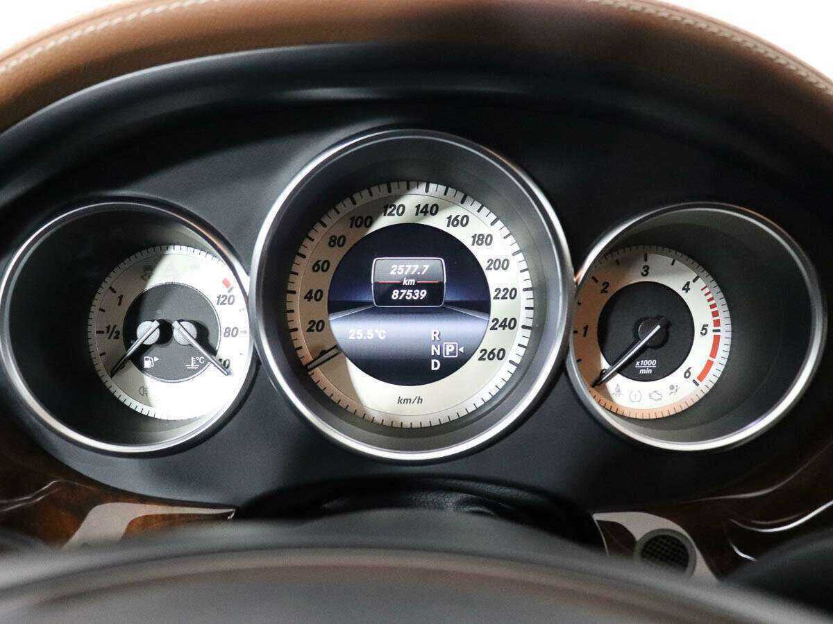 Mercedes-Benz CLS 2014 года с пробегом. Фото: #9