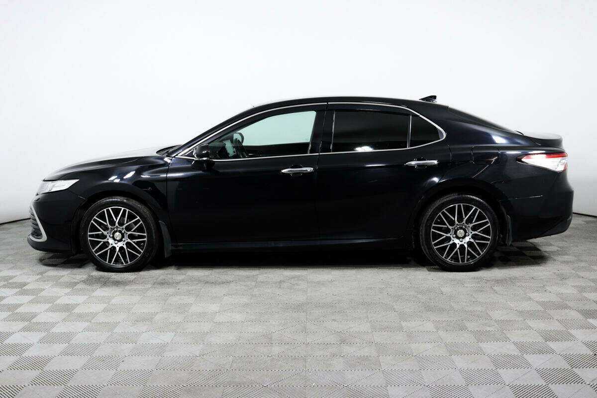 Toyota Camry 2021 года с пробегом. Фото: #7