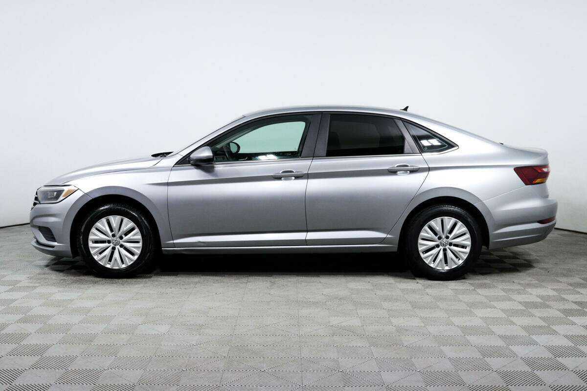 Volkswagen Jetta 2019 года с пробегом. Фото: #7
