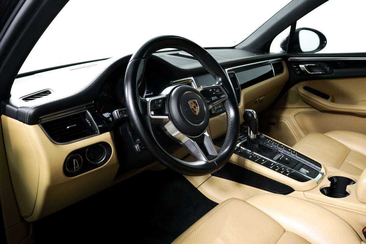 Porsche Macan 2017 года с пробегом. Фото: #12