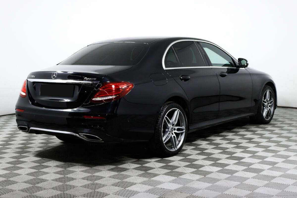 Mercedes-Benz E-Класс 2019 года с пробегом. Фото: #4