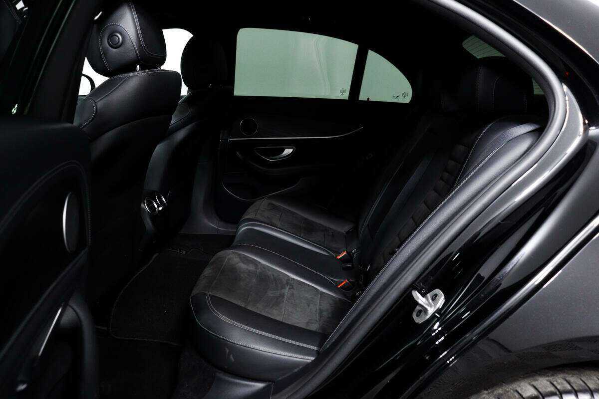 Mercedes-Benz E-Класс 2019 года с пробегом. Фото: #11