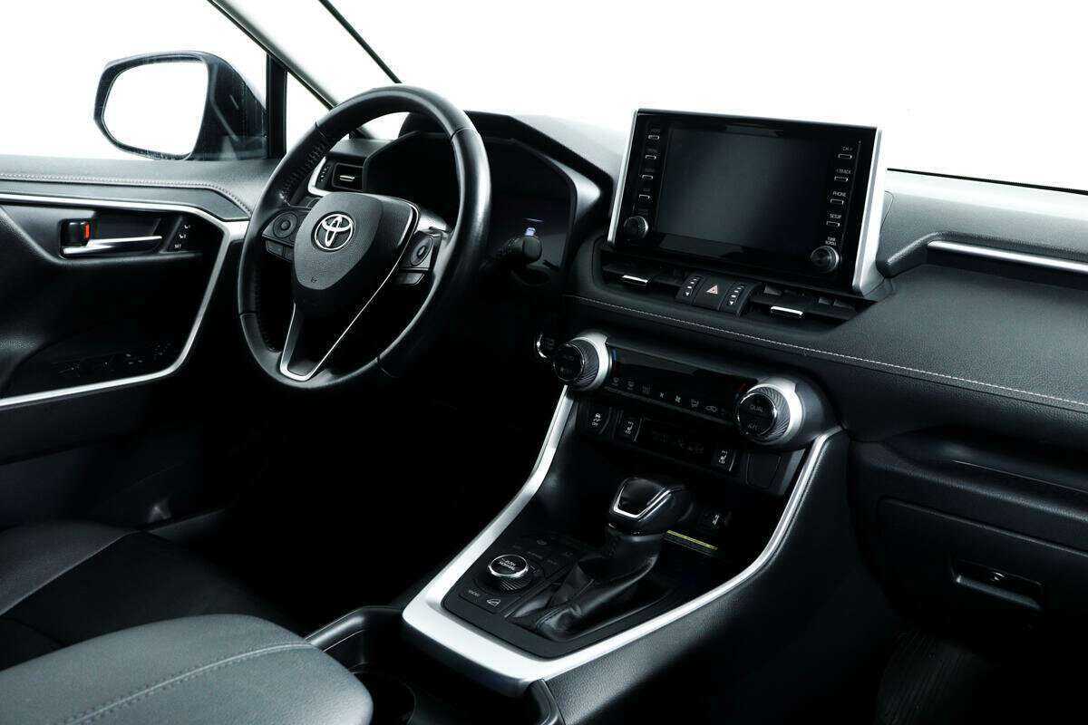 Toyota RAV4 2020 года с пробегом. Фото: #8