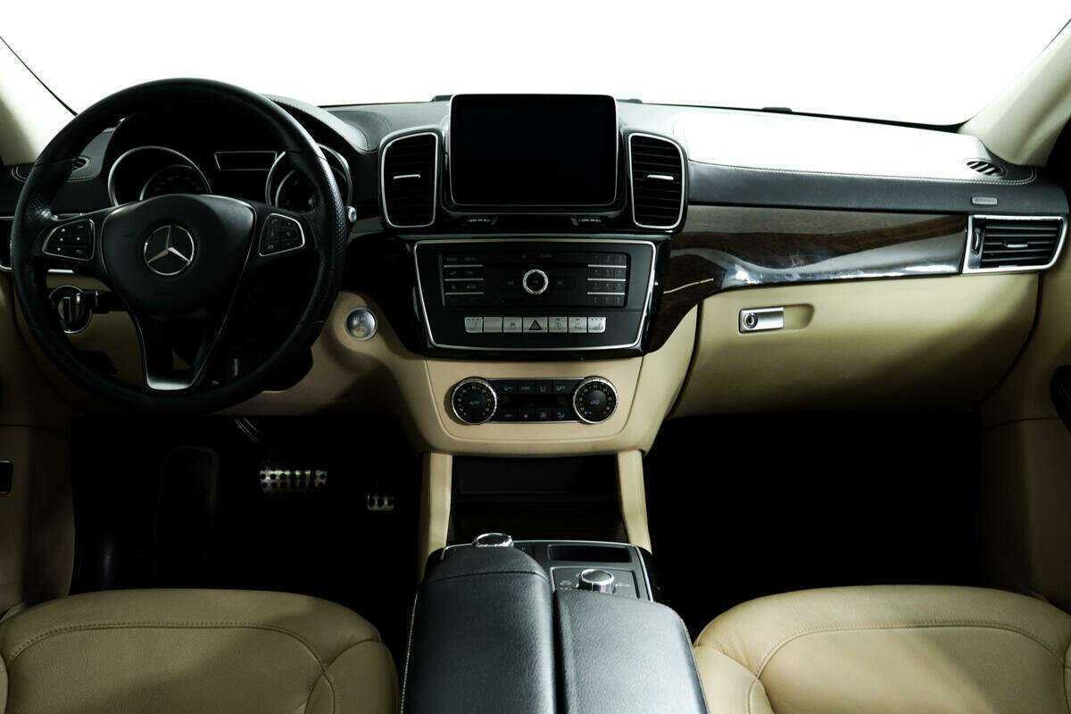 Mercedes-Benz GLE Coupe 2015 года с пробегом. Фото: #10