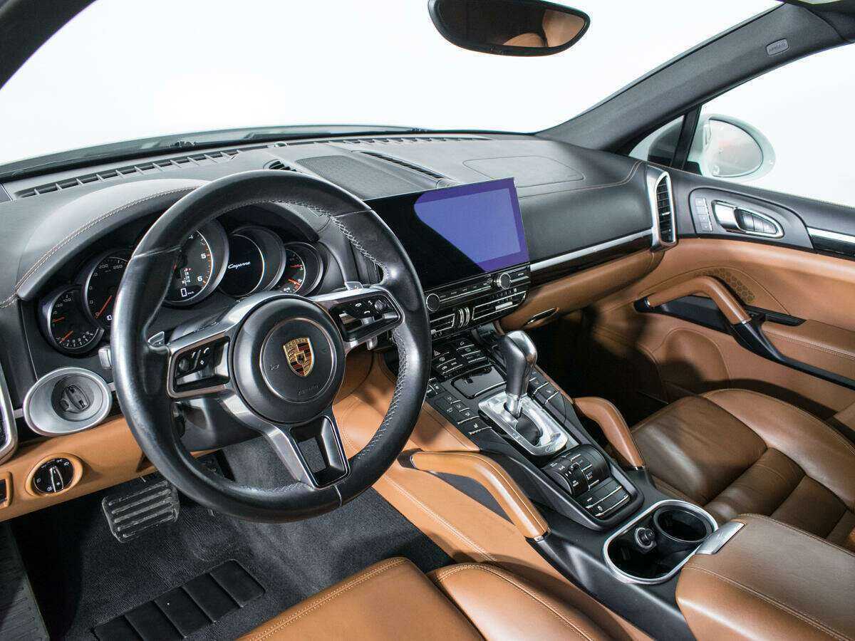 Porsche Cayenne 2015 года с пробегом. Фото: #12
