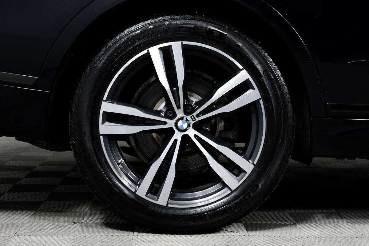 BMW X7 2019 года с пробегом. Фото: #13