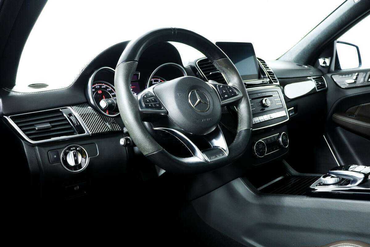 Mercedes-Benz GLE Coupe AMG 2016 года с пробегом. Фото: #11