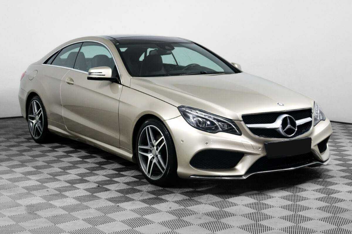 Mercedes-Benz E-Класс 2015 года с пробегом. Фото: #2