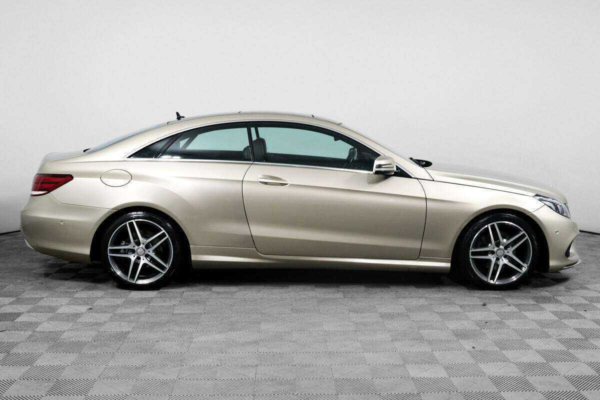 Mercedes-Benz E-Класс 2015 года с пробегом. Фото: #3