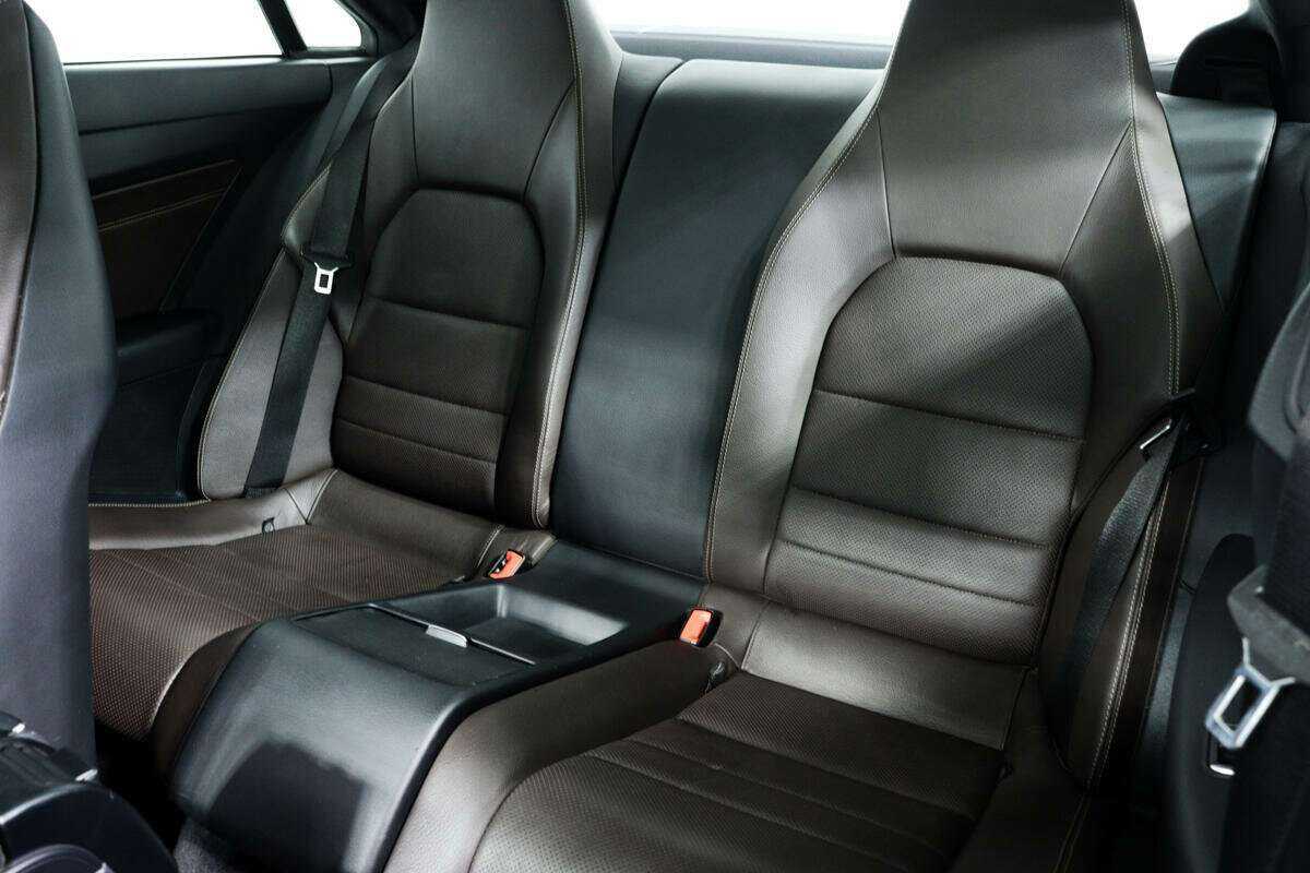 Mercedes-Benz E-Класс 2015 года с пробегом. Фото: #10