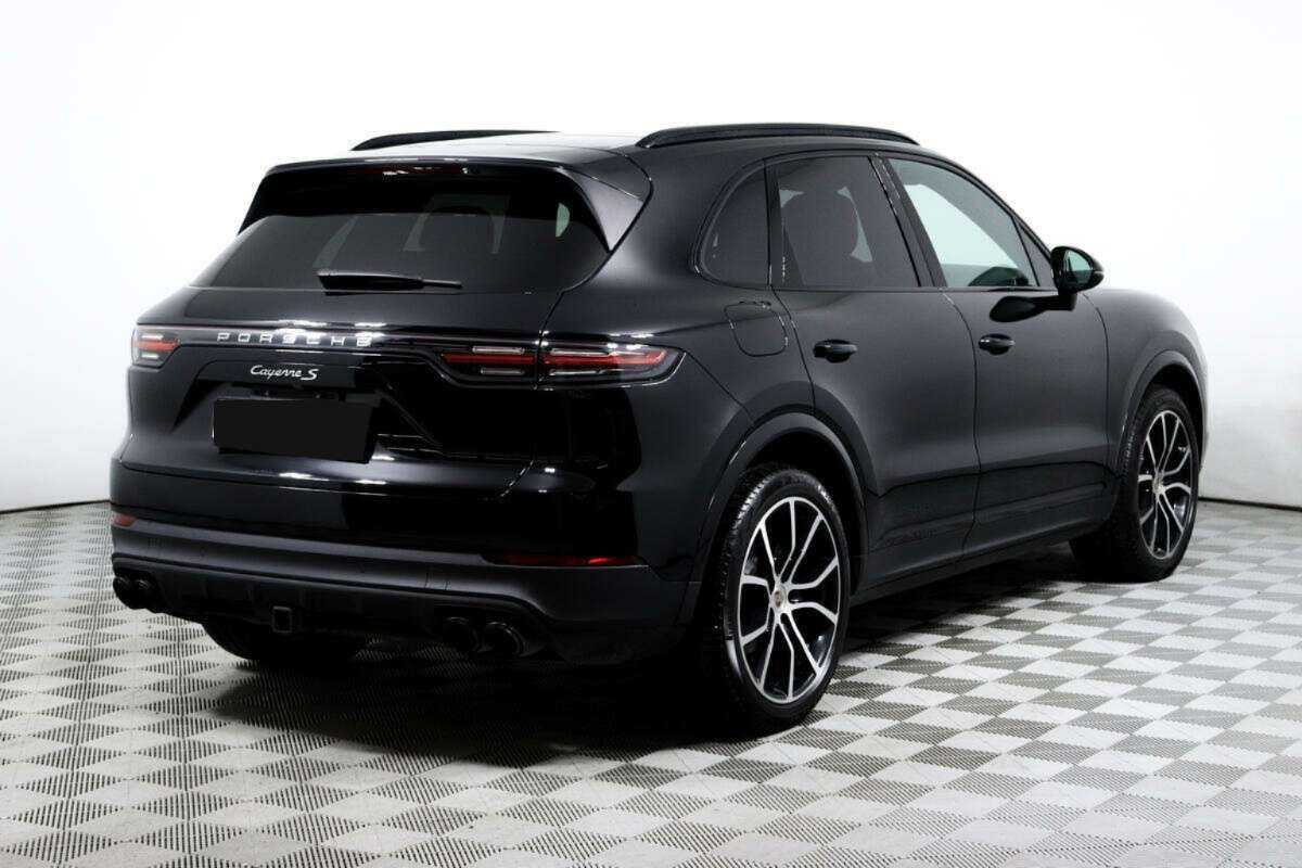 Porsche Cayenne 2018 года с пробегом. Фото: #2