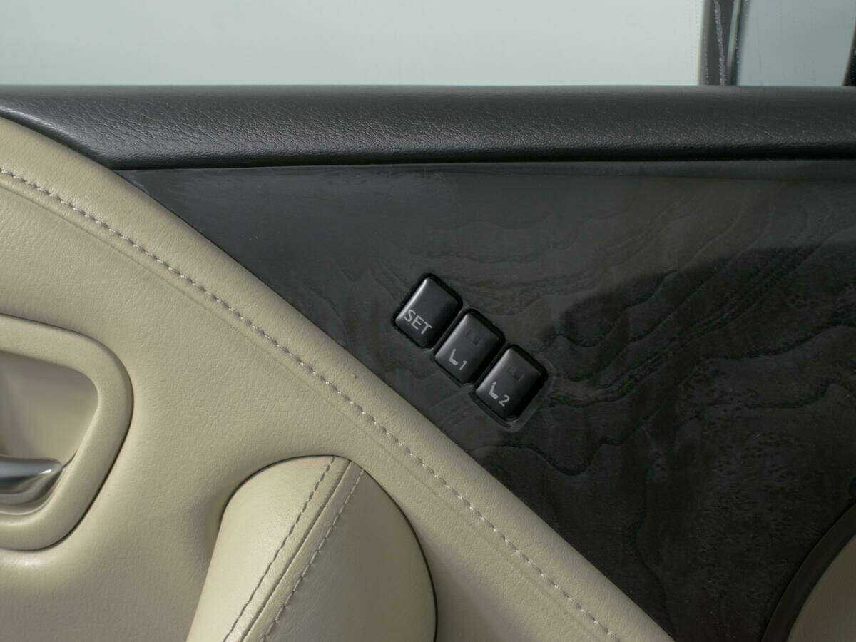 Infiniti QX80 2018 года с пробегом. Фото: #21