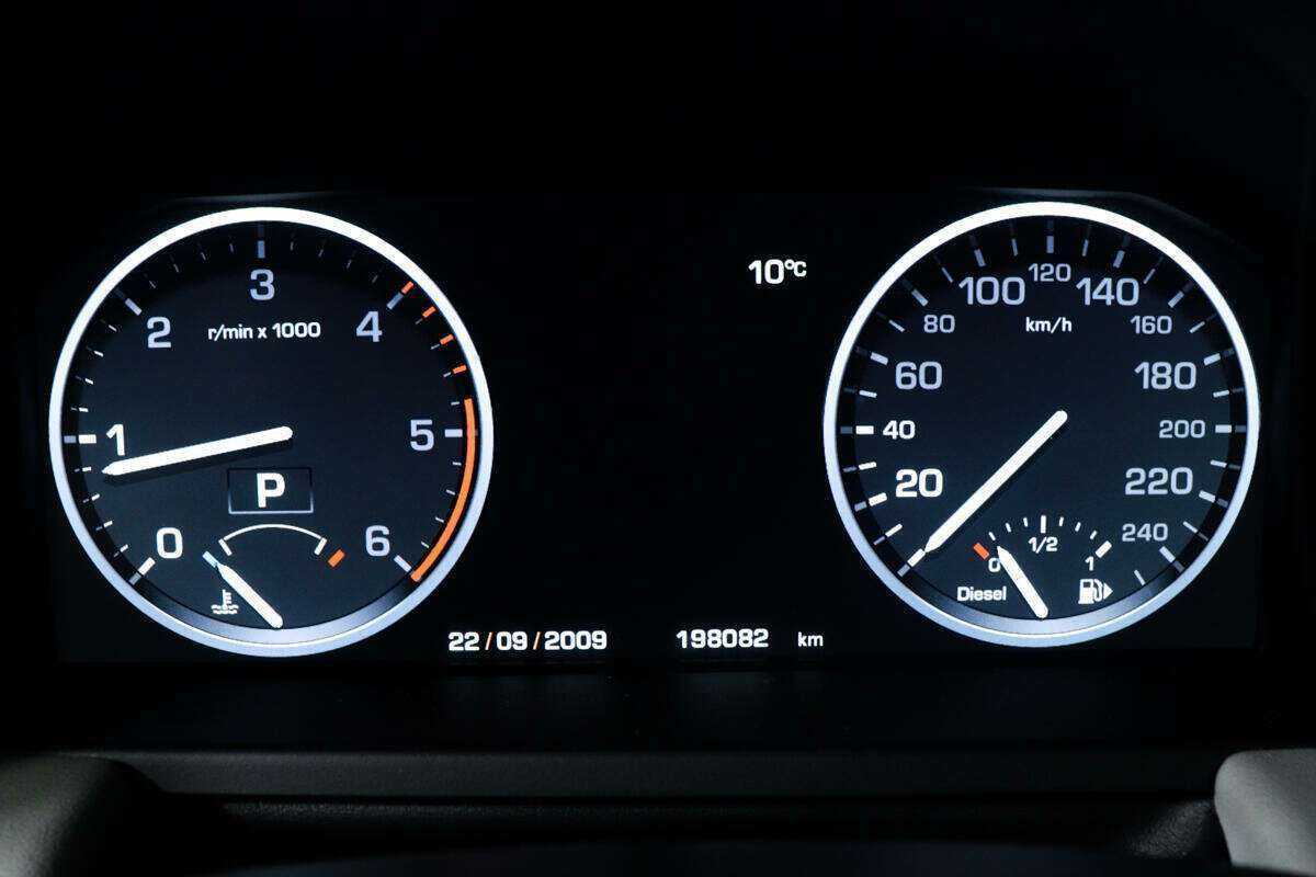 Land Rover Range Rover 2010 года с пробегом. Фото: #9