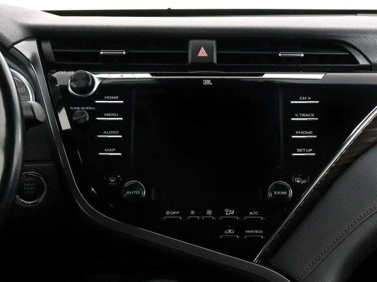 Toyota Camry 2018 года с пробегом. Фото: #9