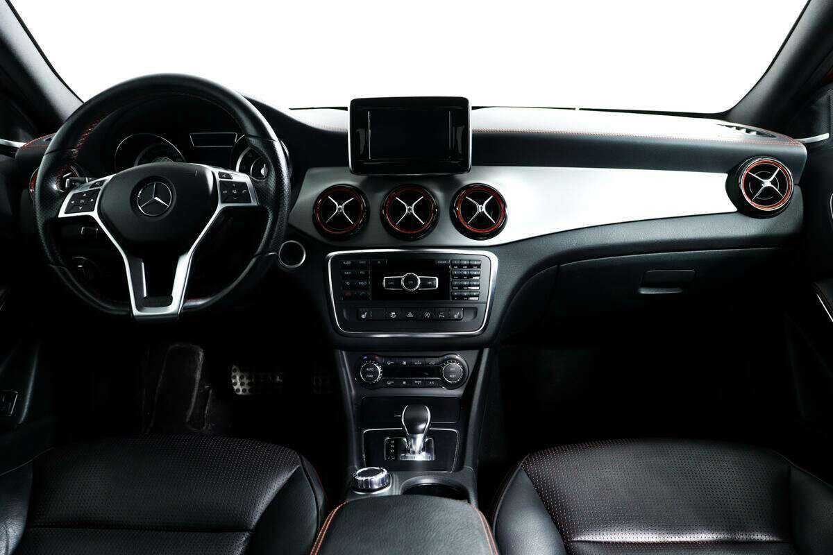 Mercedes-Benz GLA AMG 2015 года с пробегом. Фото: #10