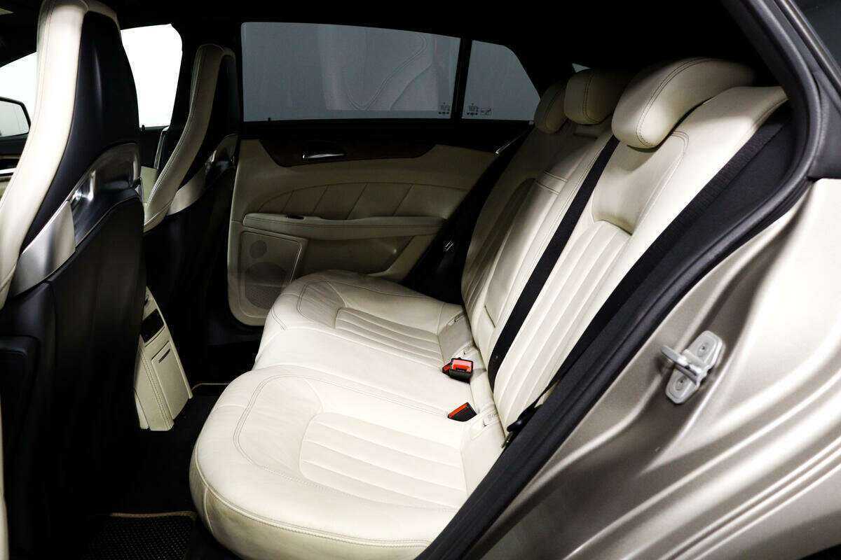 Mercedes-Benz CLS 2013 года с пробегом. Фото: #11