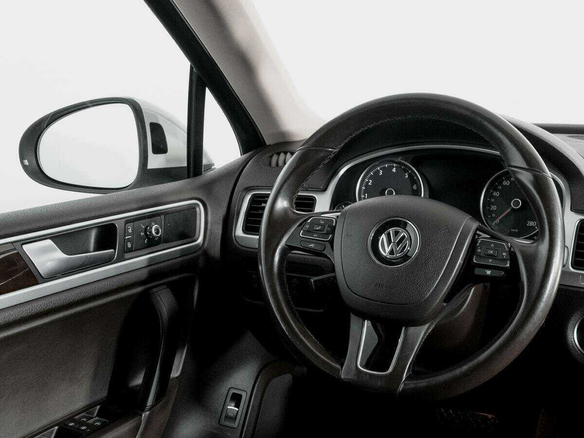 Volkswagen Touareg 2014 года с пробегом. Фото: #14