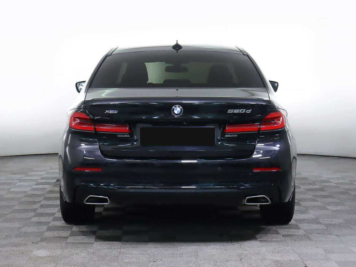 BMW 5 серии 2021 года с пробегом. Фото: #4