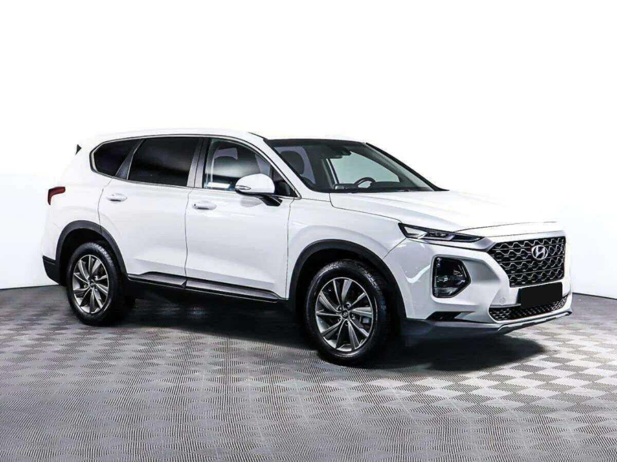 Hyundai Santa Fe 2018 года с пробегом. Фото: #2