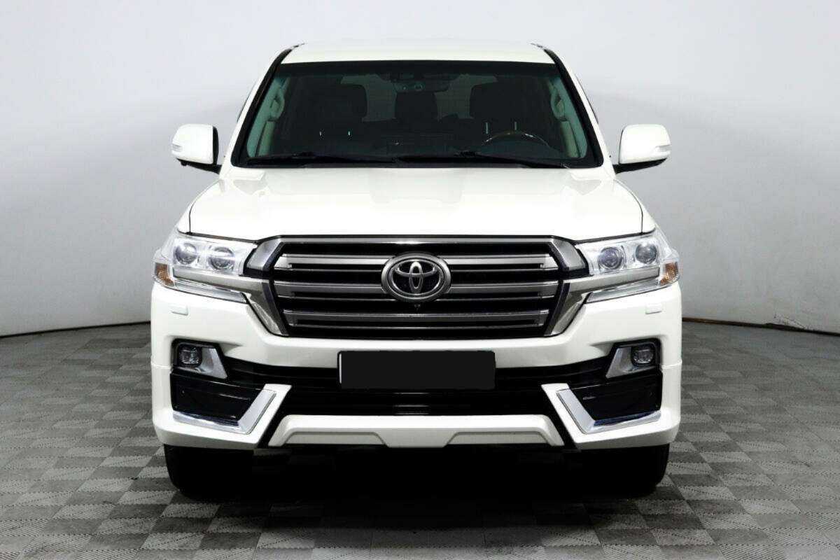 Toyota Land Cruiser 2015 года с пробегом. Фото: #1