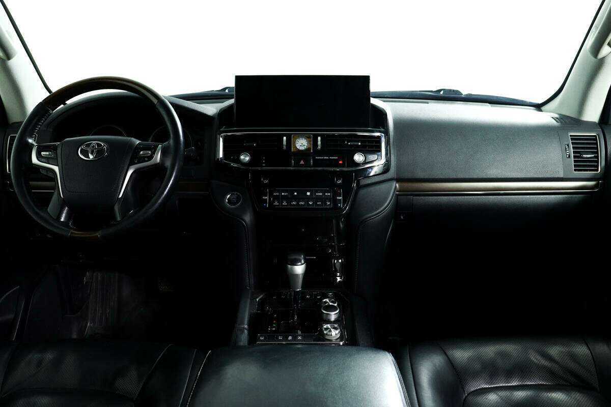 Toyota Land Cruiser 2015 года с пробегом. Фото: #10