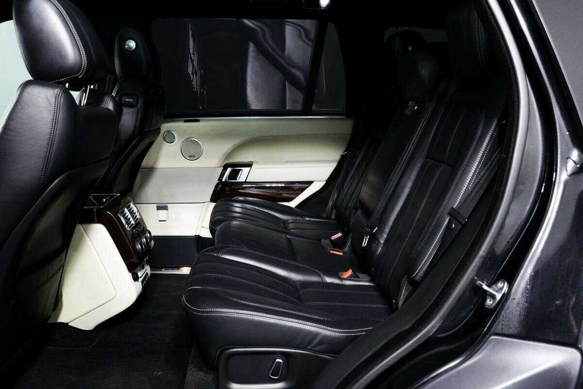 Land Rover Range Rover 2015 года с пробегом. Фото: #11