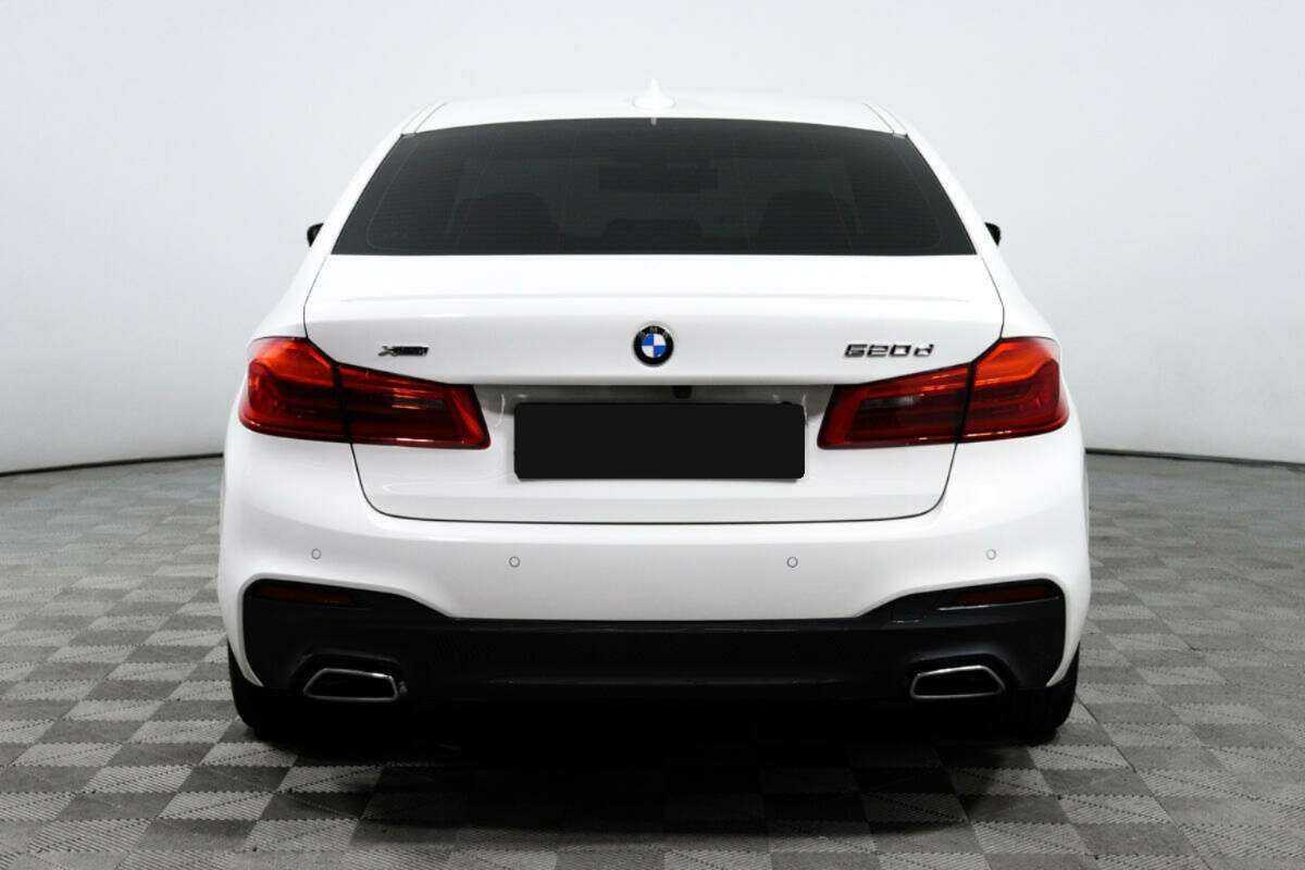 BMW 5 серии 2017 года с пробегом. Фото: #5